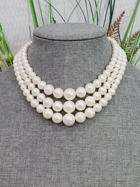 Vtg Mid Century Graduated In Size Faux Pearl Multi Strand Choker Necklace